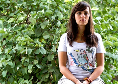 O humor melancólico de Bruna Beber