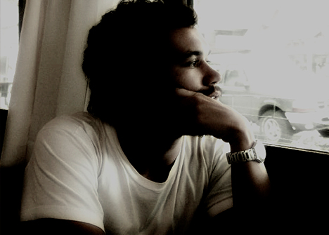 A poesia e a livraria de Leonardo Marona