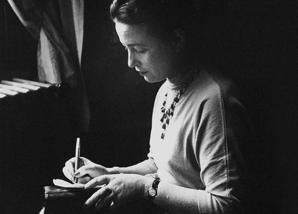 Carla Rodrigues sobre ‘O segundo sexo’, de Simone de Beauvoir